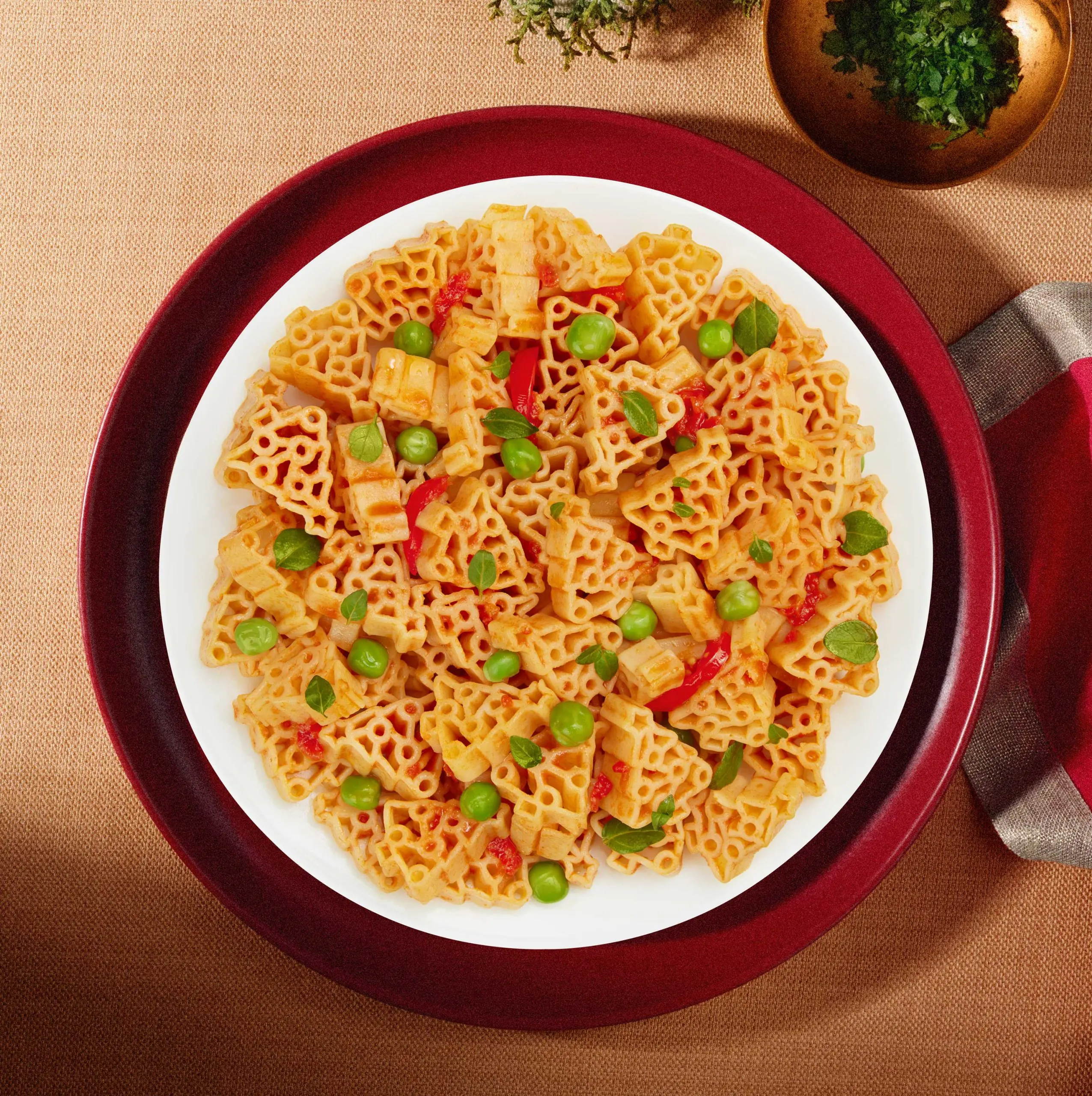 Фестиви с зеленым горошком, томатами черри и розмарином