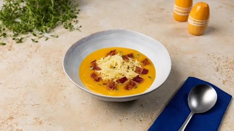 Тыквенный крем-суп с Филини и беконом